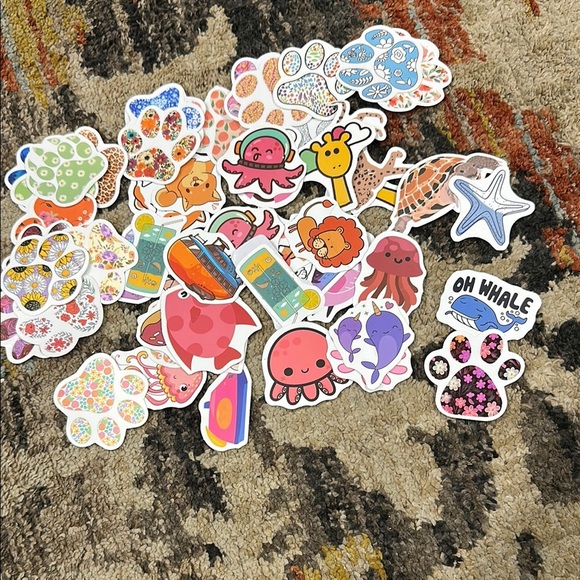 Cute Animal and Paw Print Set of 50 Stickers Above & Under the Sea - Picture 5 of 5